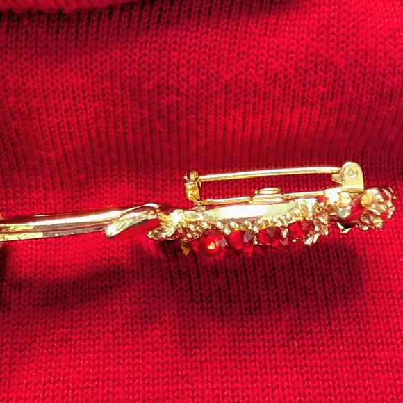 VTG Gold-Tone Parrot Bird Brooch with Red Crystal Accents Retro Figural Whimy - Picture 4 of 7